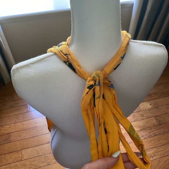 yellow sundress - Picture 3 of 3